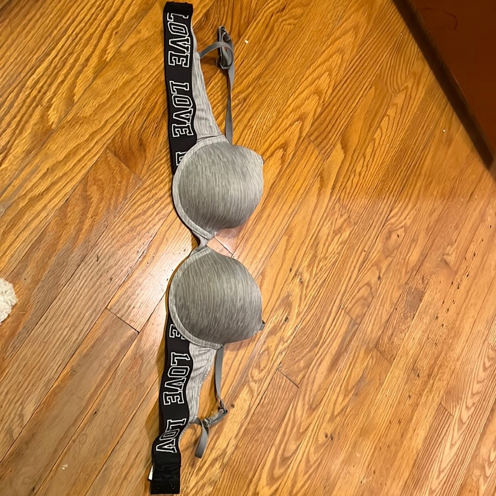 34B Bra